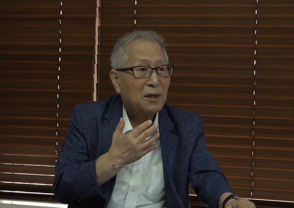 정세현 전 통일부 장관이 최근 서울 강남구 수서동 샌드타임즈 사무실에서 인터뷰를 진행하고 있다./샌드타임즈