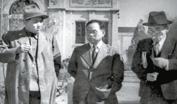 김일성은 남침 실패의 원인으로 박헌영 세력을 꼽아 반당·간첩행위 집단으로 몰았다. 김일성과 박헌영./국가기록원