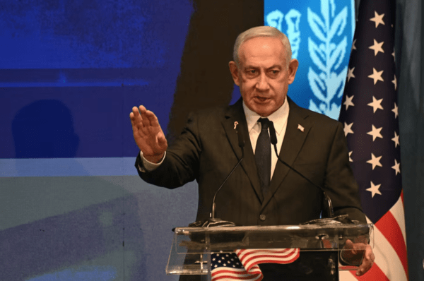 베냐민 네타냐후 이스라엘 총리가 지난 15일 예루살렘 외무부에서 열린 미국 의회 대표단 환영 행사에서 연설하고 있다./로이터